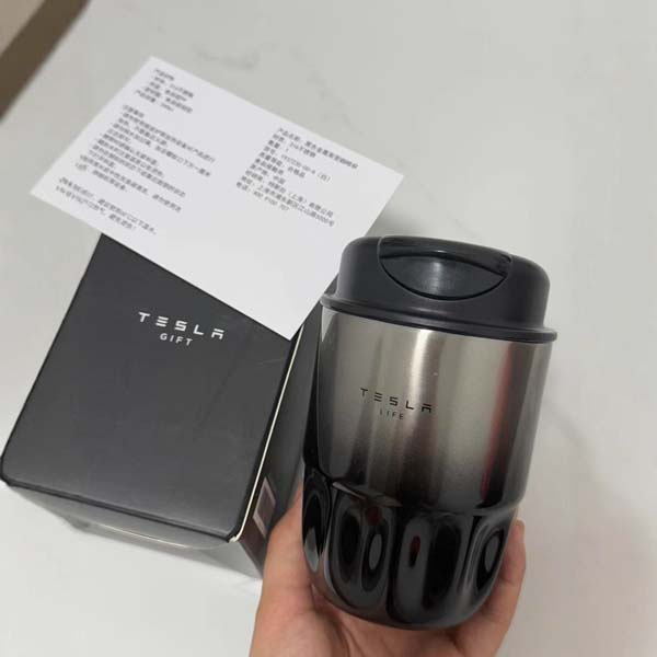 ของที่ระลึก Tesla